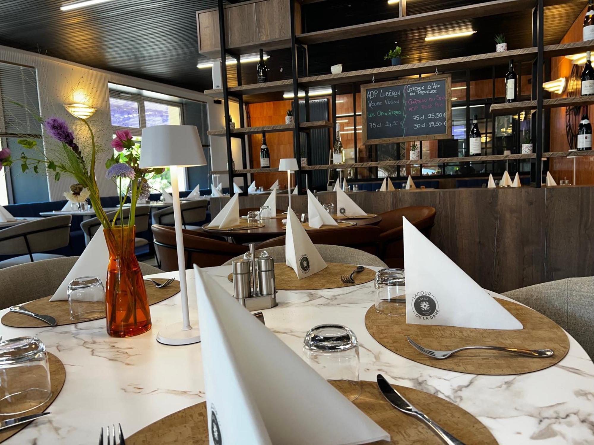 Hotel Lacour Eygliers Екстер'єр фото